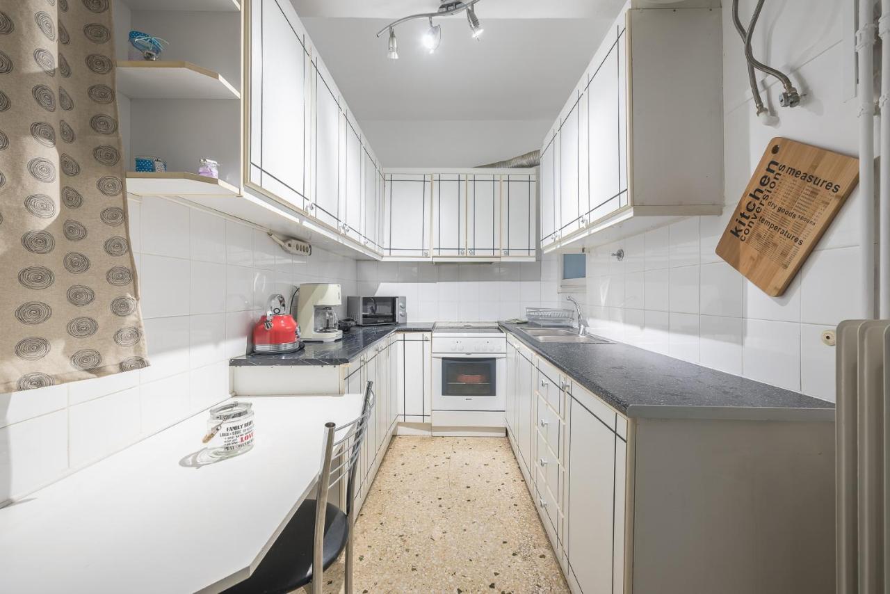 אתונה Boutique Acropolis Apartment By Cloudkeys - Just 5 Minutes Walk To Acropolis Museum מראה חיצוני תמונה